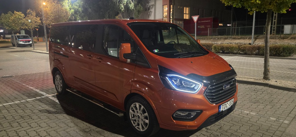 Ford Tourneo Custom külső nézet